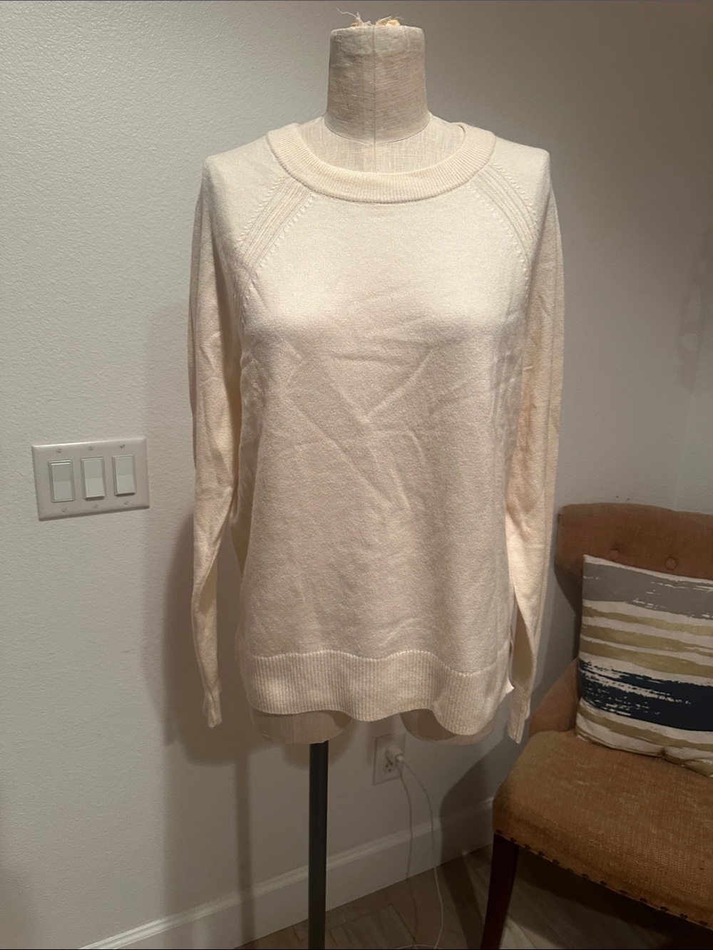 NWT J. Crew Soft Cream Crewneck Sweater
